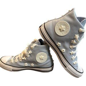 Chuck Taylor Womens 6.5 NWOT Cloudy Daze Sun/Moon 90s
